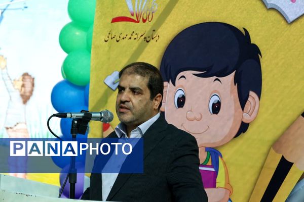 نواخته شدن زنگ شکوفه‌ها در دبستان محمد مهدی صالحی یزد