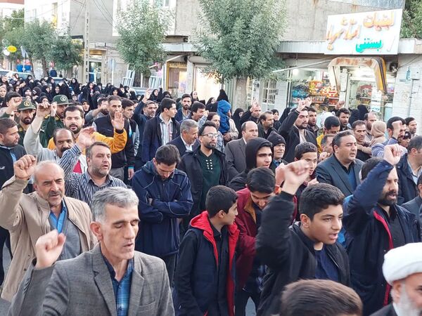 تجمع مردم خرمدره در محکومیت ترور شهید سیدحسن نصرالله