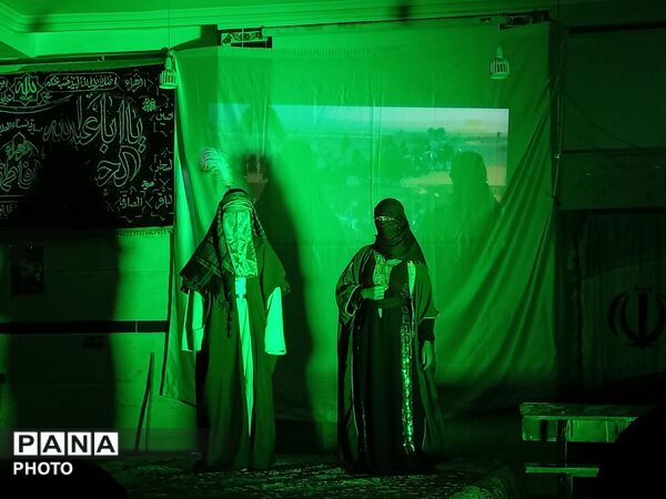 مراسم شیرخوارگان عاشورایی در مسجد پنج تن نیشابور