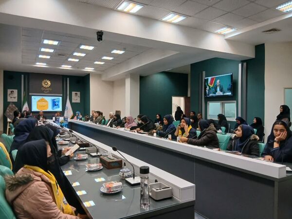 رونمایی از کتاب «صدای تاریکی» به خط بریل در یزد