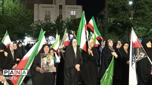 حضور مردم خستگی ناپذیر شهر فردوسیه پس از گذشت سه ماه ازشهادت رهبر عزیزمان