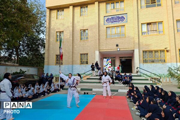 افتتاحیه المپیاد ورزشی درون مدرسه‌ای در آموزشگاه ۱۳ آبان ملارد