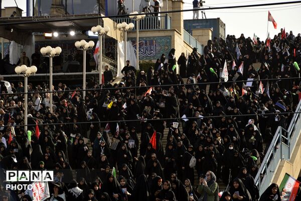 سیل مردم و روایت دلدادگی