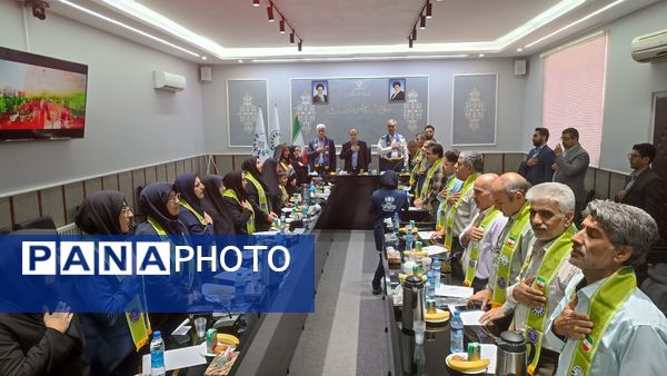 نشست هم‌اندیشی پیشکسوتان سازمان دانش‌آموزی استان کرمانشاه