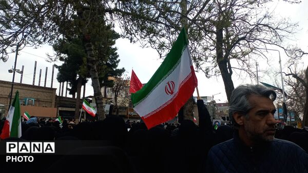 حضور خودجوش مردم نیشابور در سوگواری شهادت رهبر معزز