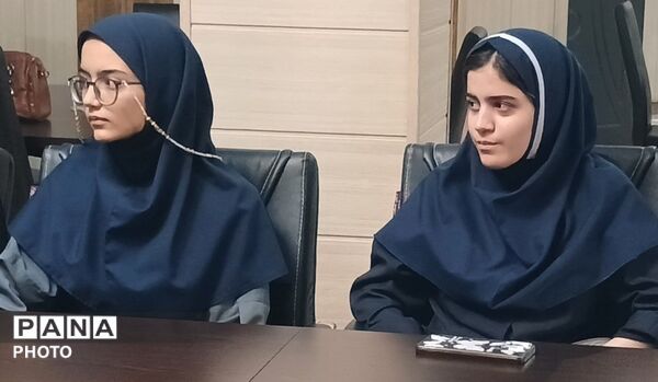 دومین جلسه هم‌اندیشی دانش‌آموزان فعال هنری و رسانه‌ای استان البرز 