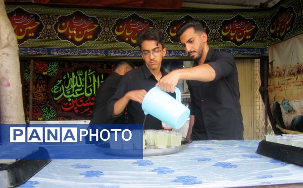 مراسم پیاده‌روی هیات سراسر شهر دولت آباد به سمت آستان مقدس سیدان الکریمان برخوار 