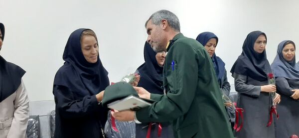 آیین نمادین «سپاس معلم »در ناحیه یک شهرکرد 
