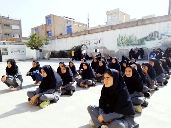 برگزاری جشن جوانه ها در دبیرستان دخترانه رفعت