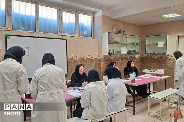  مرحله علوم تجربی جشنواره استعدادهای ملی نوجوانان خوارزمی با حضور ۱۰۴ دانش‌آموز درقرچک