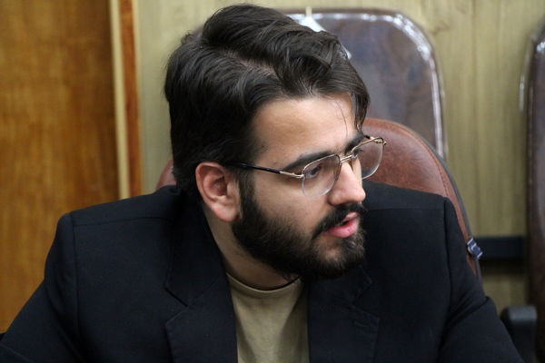 نشست نخبگان استان یزد با مسئول جهاد تبیین کشور