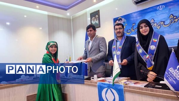 تجلیل از خبرنگاران برتر شهرستان جم