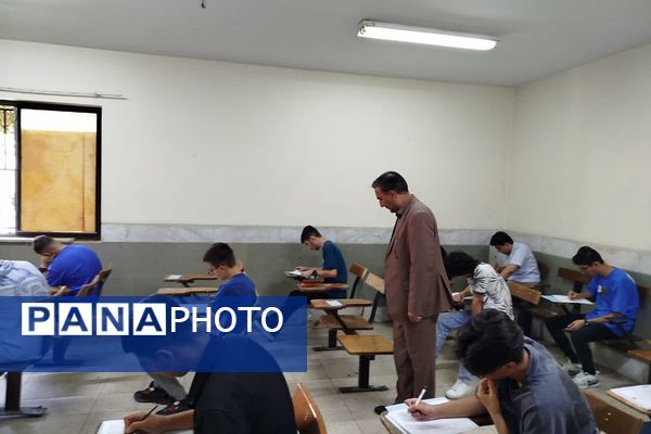 بازدید از حوزه امتحانات ورودی مدارس دخترانه و پسرانه نمونه دولتی در شهرری