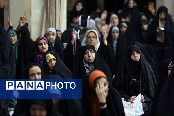 مراسم جشن میلاد پیامبر اکرم(ص) و امام جعفر صادق(ع) در حرم حضرت معصومه(س)