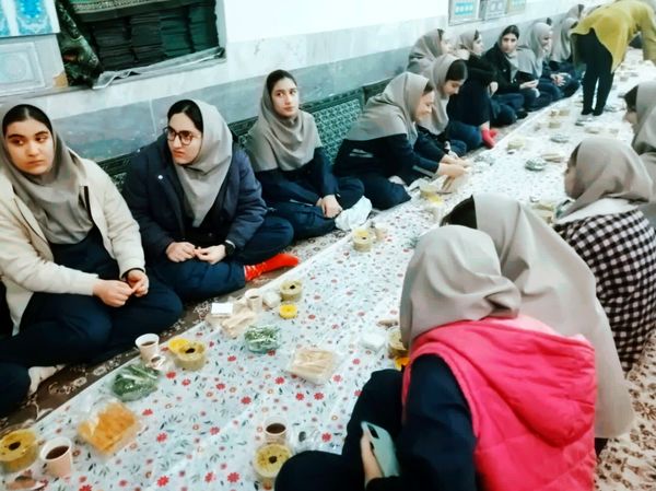 ضیافت افطاری در ماه مهمانی خدا
