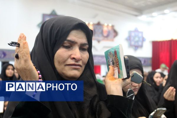 اجتماع بزرگ شیرخوارگان حسینی در حسینیه ثارالله یاسوج