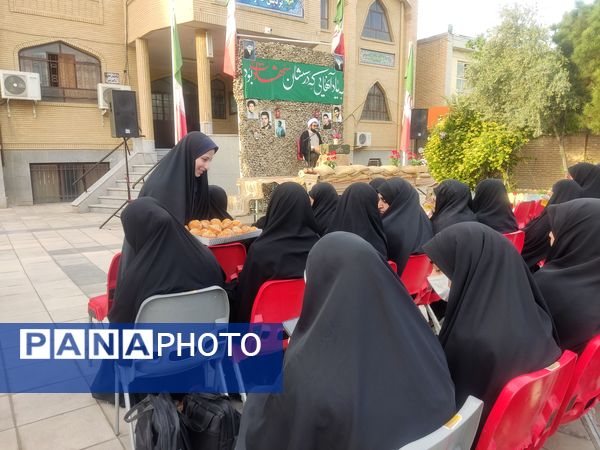 جلوه‌هایی از برگزاری یادواره شهدا در پردیس خواهران دانشگاه فرهنگیان قم