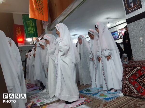 جشن تکلیف دانش‌آموزان مدرسه شهیدان هداوند۲ ناحیه 4 کرج 
