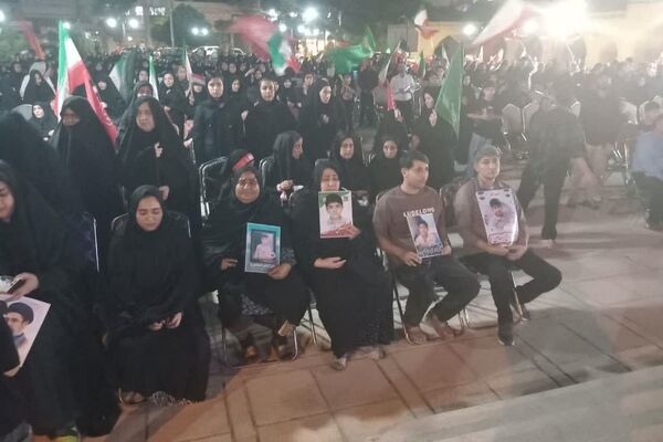 شکوه بیعت اهالی زرقان با آرمان‌های رهبر شهید