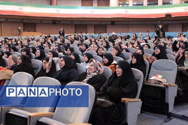 جشن باشکوه هه فجر در سالن نژاد فلاح کرج