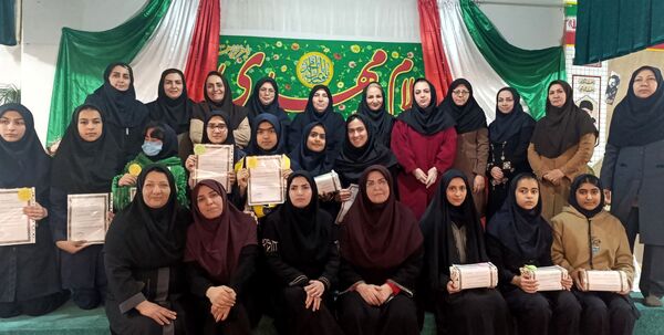 جشن ستارگان در دبیرستان مهر نیشابور