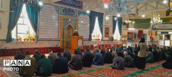  اقامه نماز عبادی سیاسی جمعه همزمان با سی و چهارمین روز شهادت قائد امت حضرت آیت الله خامنه‌ای 