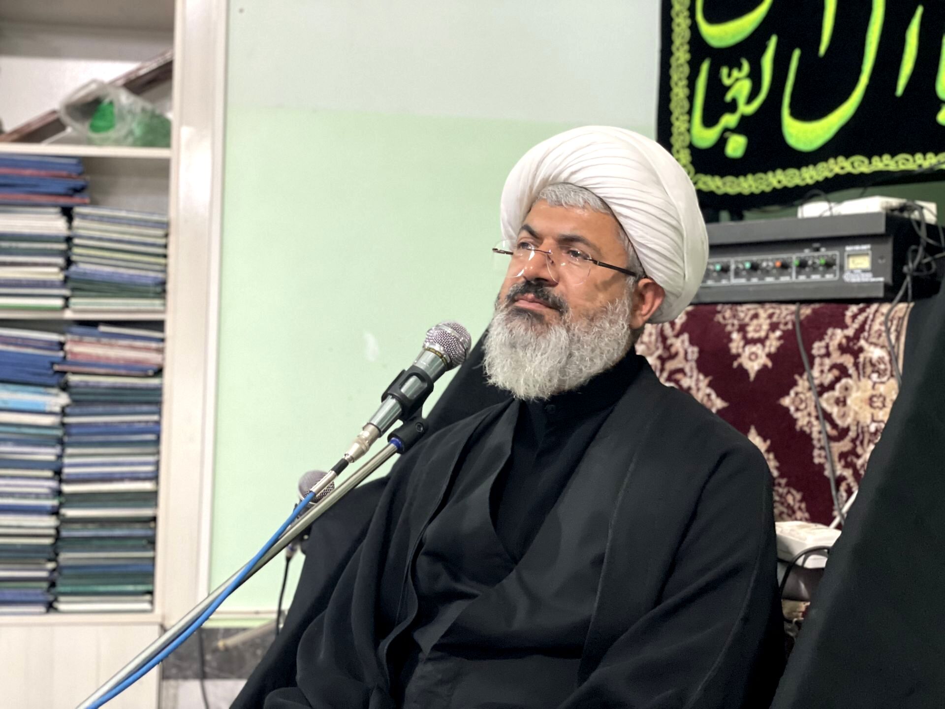 جمهوری اسلامی ایران حرم اهل بیت است