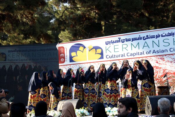 جشن بزرگ انتخاب کرمانشاه به عنوان پایتخت فرهنگی شهرهای آسیایی
