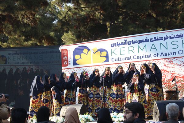 جشن بزرگ انتخاب کرمانشاه به عنوان پایتخت فرهنگی شهرهای آسیایی