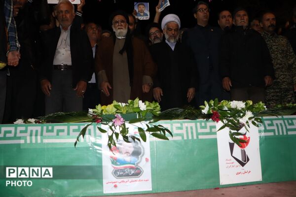 تشییع پیکر دو شهید والامقام در نیشابور 