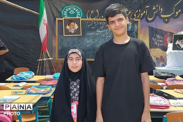 بهارستان دو در مسیر عشق؛ میزبانی فرهنگیان از زائران حسینی در عوارضی پرند