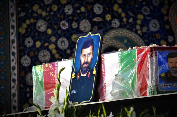 زیارت شهدای جمهور در حرم مطهر رضوی