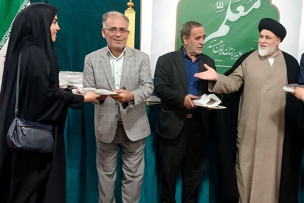 برگزاری نماز عبادی سیاسی جمعه در نسیم شهر