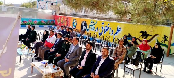 آیین نکوداشت و نواختن زنگ‌ پدافند غیرعامل در شهرستان کلات