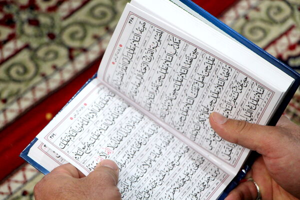 اقامه نماز باران در حسنیه محمود‌آباد یزد