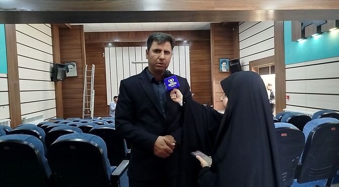 آیین تجلیل از معلمان در بام و صفی‌آباد 