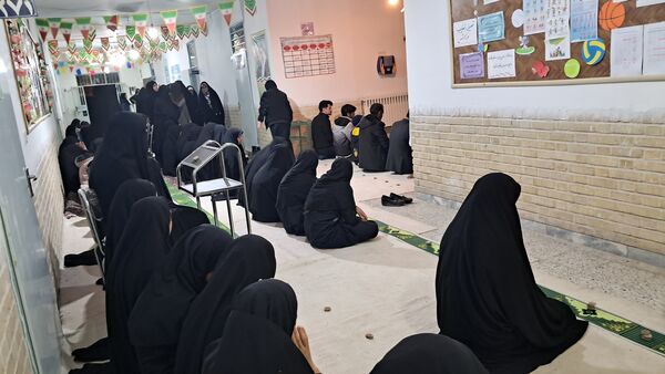 افطار و محفل انس با قرآن در ماه میهمانی خدا در گناباد