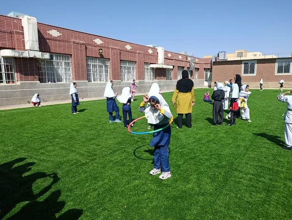 المپیاد ورزشی درون مدرسه‌ای