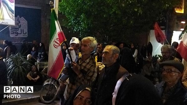 دختران نیشابوری در صف اول تجمعات-۳