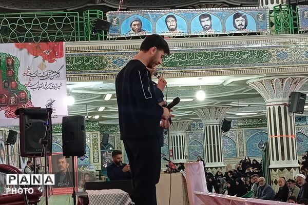 از کودکان تا بسیجیان؛ همه آمدند برای مردی که در قلب مردم بود