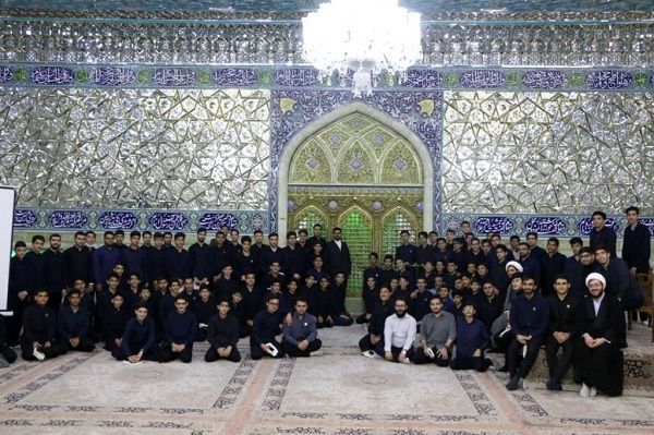 آیین شکرانه خدمت ۳۰۰ خادم نوجوان در حرم حضرت معصومه(س)