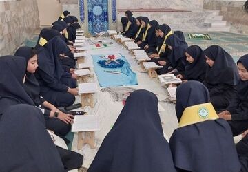 طنین آیات الهی در محفل انس با قرآن مدرسه طریق‌الاسلام دلیجان