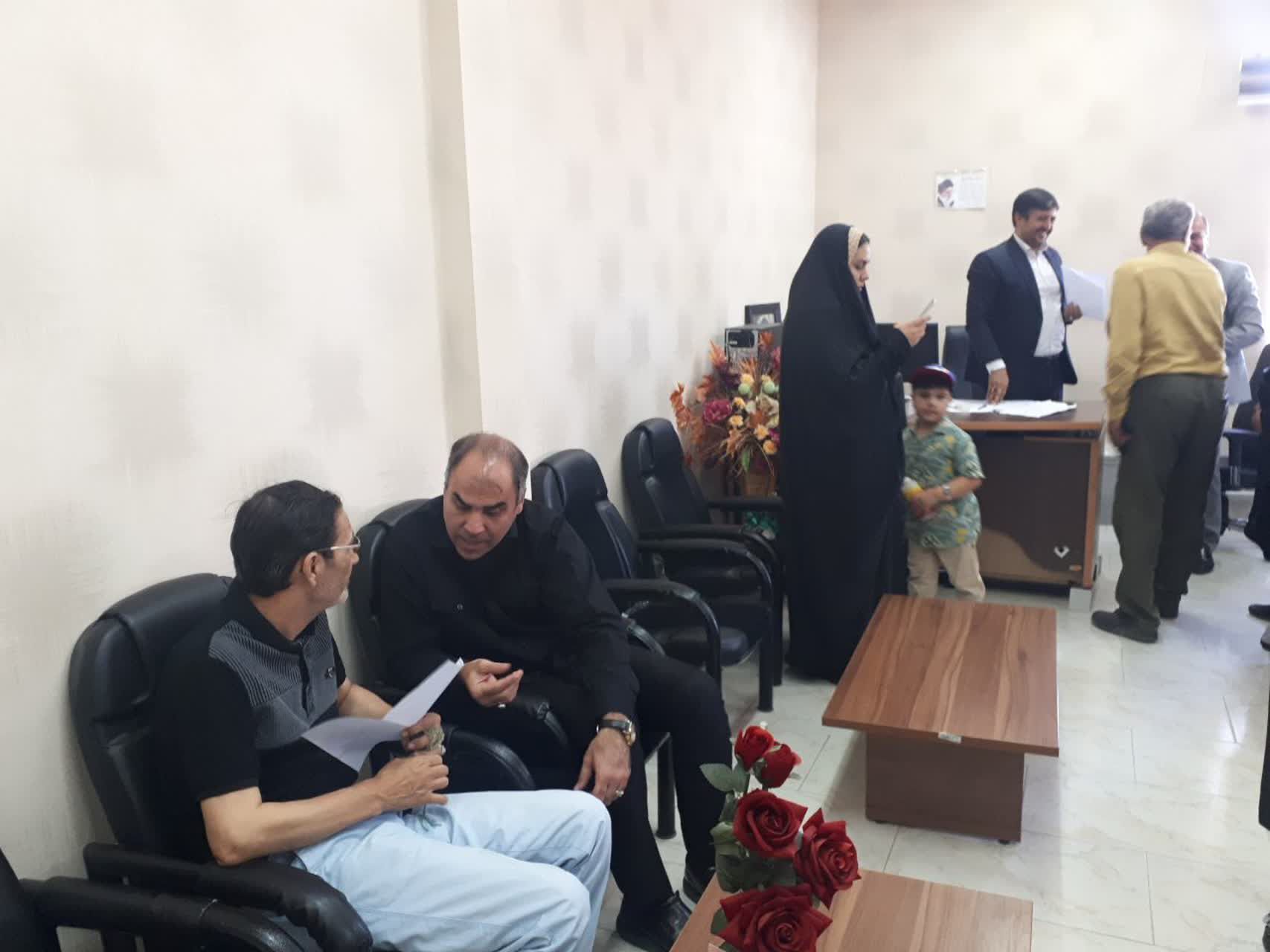 دیدار چهره به چهره فرماندار و مدیران شهرستان سملقان با مردم به‌مناسبت هفته دولت