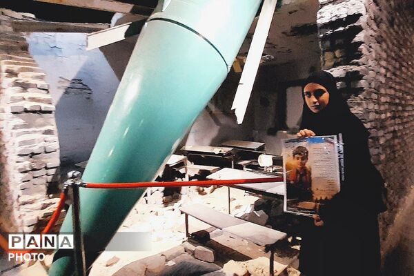 بازدید دانش آموزان شهید وجدانی پاک چهاردانگه از پارک ملی هوافضا