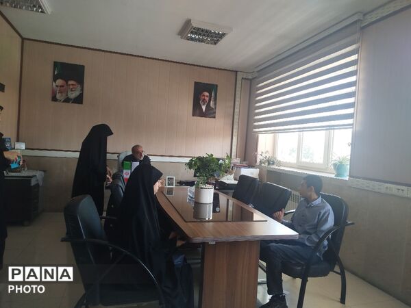 تقدیر و تجلیل از خبرنگاران پانا مدارس شاهد استان البرز