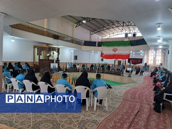 جشنِ تکلیفِ «به وقتِ میهن خدایی» دانش آموزان اشکذری همراه دستبوسی مادر