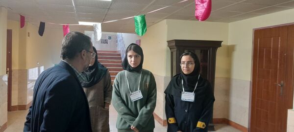 مراسم هفته کتاب و کتابخوانی در دبیرستان فرزانگان استعداد درخشان شهرستان ملارد