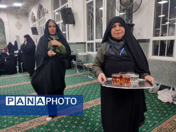 حلول ماه مبارک رجب جلوه‌ای از بندگی و خدمت در باغمزار