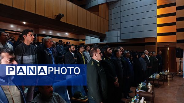 همایش بزرگداشت هفته کتاب و کتابخوانی در شهرستان ایلام