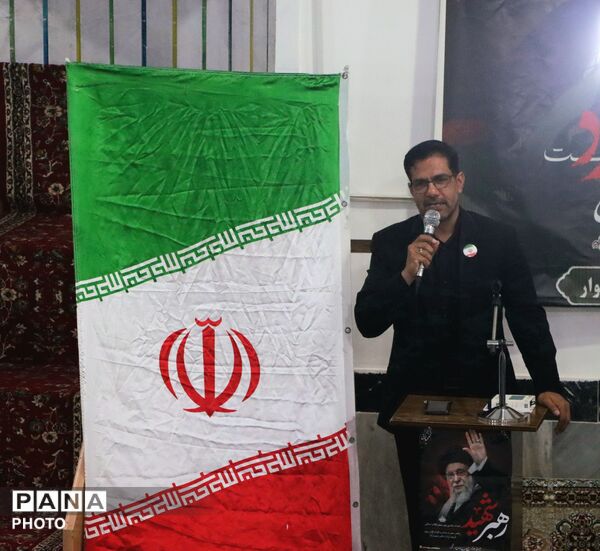 چهلمین روز شهادت دانش آموزان دبستان میناب و رهبر قائد امت 